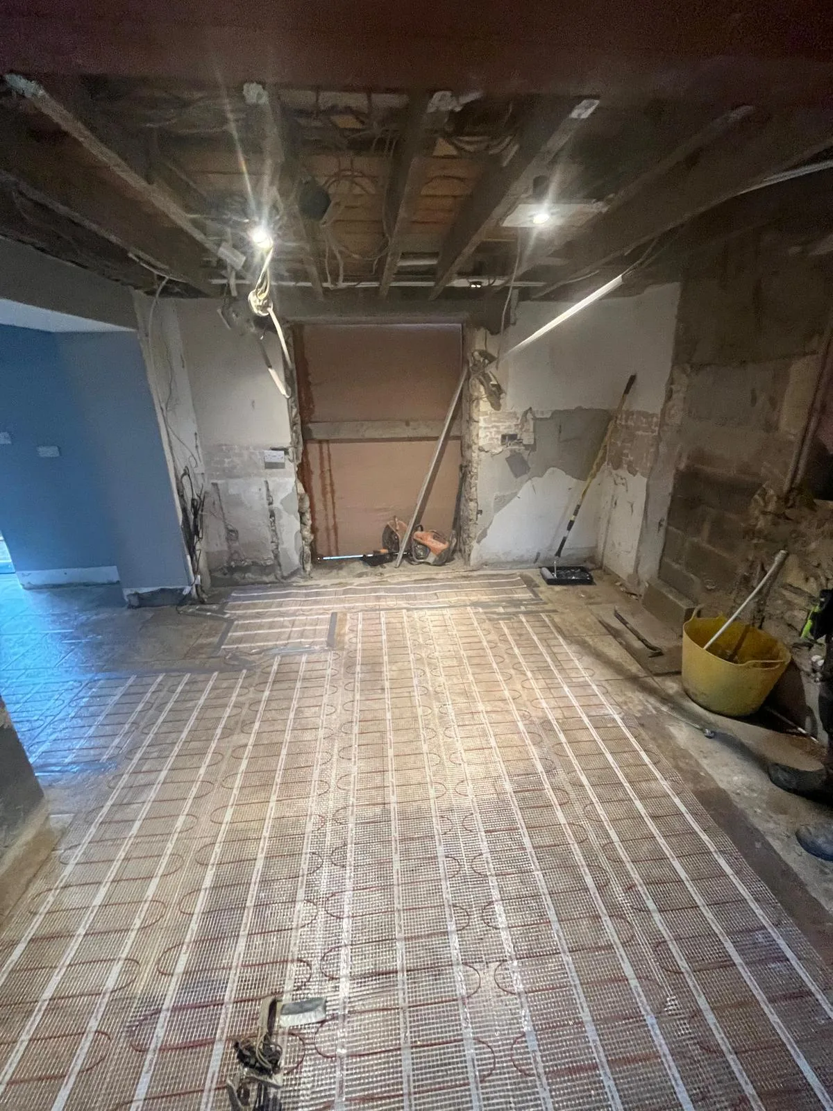 Custom Kitchen & Underfloor Heating Refit in Bath by Aspect Builds — photo 6 of 10